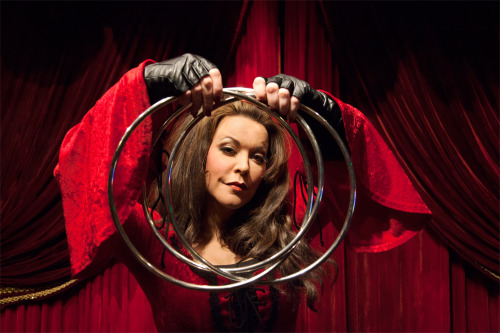 Meet the Magician Making Women in Magic Reappear&ldquo;I don&rsquo;t want to be this &ls