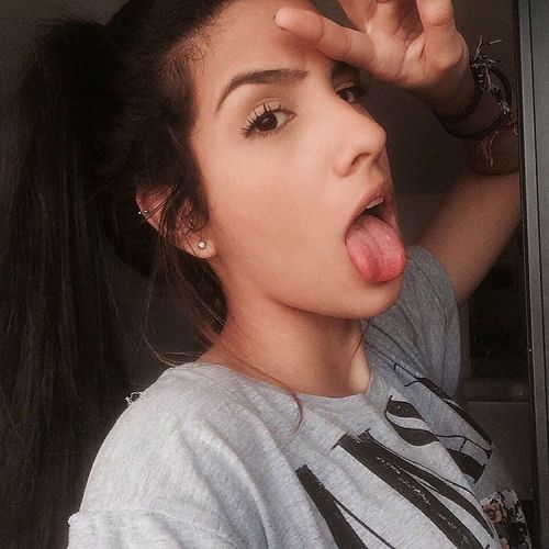 http://streetgrl.tumblr.com/post/155169039482