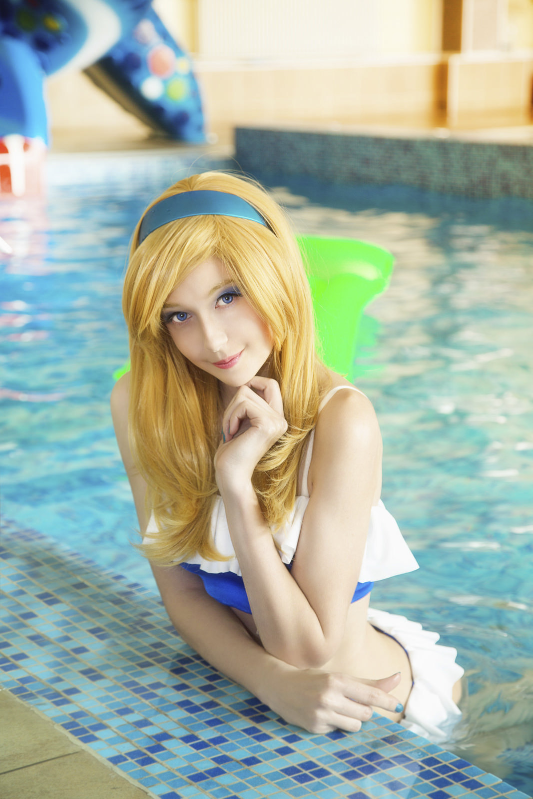 league-of-legends-sexy-girls:  Pool Party