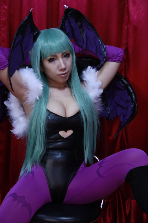 grimphantom2:  gravureheaven:    Non - TAG☆COMMUNICATION    She fits so well as Morrigan =)   < |D’‘‘‘‘