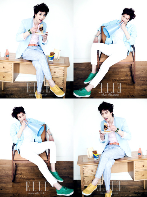 247jaded:   Lee Jonghyun, the only person who can look hot, sexy, adorable and cute at the same time.  