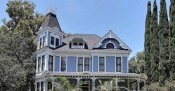 relationshipsgoal:  Iconic Horror Movie House For Sale in Monrovia - ad