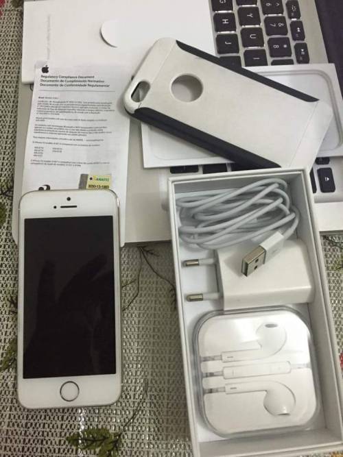 walandrox:  SORTEIO DE UM IPHONE 5SEstou sorteando esse Iphone 5S porque eu comprei o 6S e não quero ficar com esse parado e vou sortear para o pessoal do tumblr, só basta seguir algumas regras.REGRASVocê deve estar me seguindo, irei conferir e caso