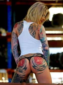 tattoogirls2:  HOTTER then HELL –> http://tattoogirls2.tumblr.com/