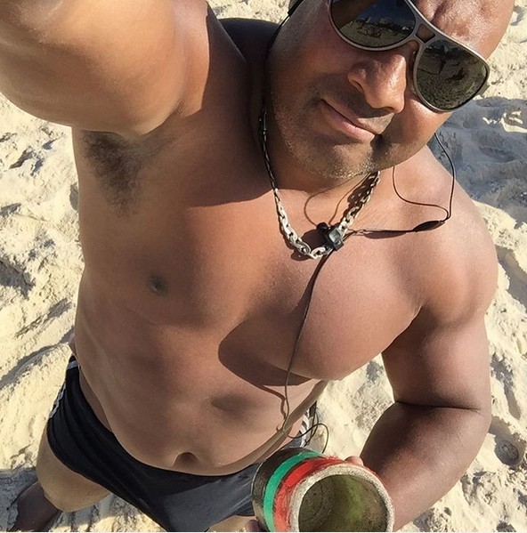 tastyblkman2:  Thick Daddy…