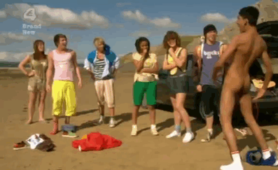 Dev Patel & Mike BaileySkins (2008) - 2x04