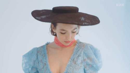 hizzer:Jodie Comer | ELLE (April 2019)Photographed by Allie Holloway; Styled by Nicole Chapoteau.