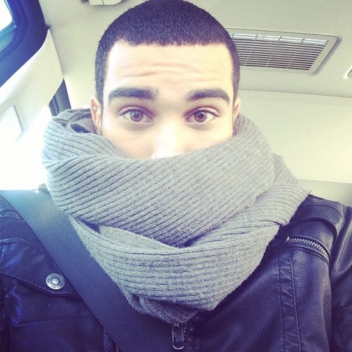 beatingmyheart:  Its freeeeeeezing❄️⛄️ 