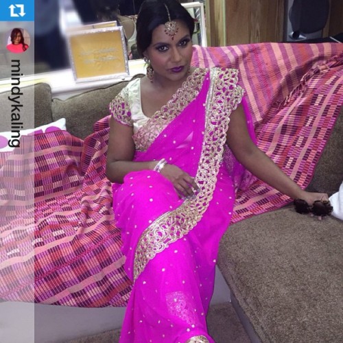 Go on Mindy! Looking amazing in this hot sari #Repost @mindykaling with @repostapp. ・・・ #themindypro