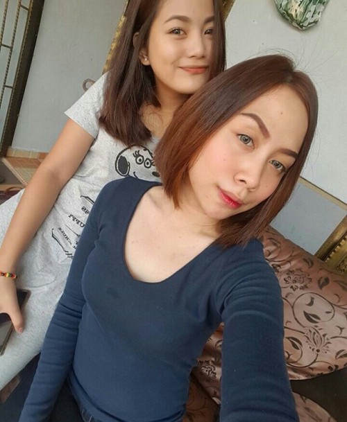 kuzaimiz: gadismelayupilihan01: dpt ratah buah dada dia sdp.ni geram.tngok Jom sayang