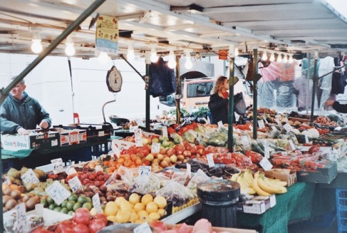 Eat yo fruit and vegPhoto: Helena Goddard