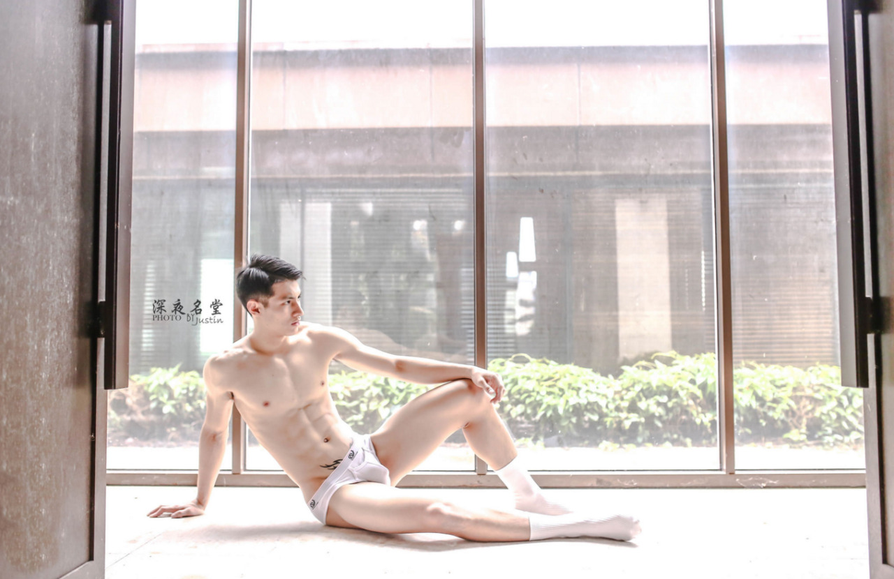 ikadongo:  深夜名堂(8am/Jan 29.2016) 