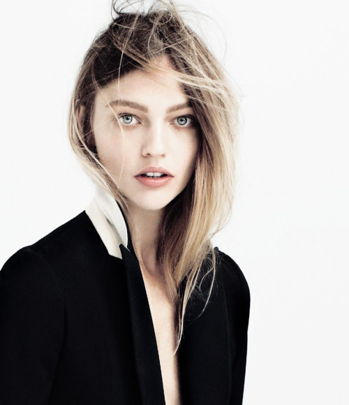 wildwillo: telojuropordior: sasha pivovarova in &ldquo;a cut above&rdquo;. vogue uk july 201