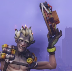 best-hero-in-the-game:  Junkrat’s genuine