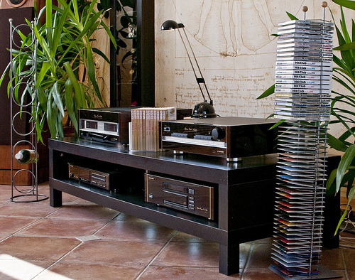 analog-dreams:  Oldstyle Soundaltar by -Imagonos- #flickstackr  Flickr: http://flic.kr/p/82A6Uh