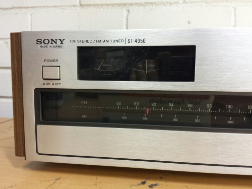 Sony ST-4950 FM Stereo / FM-AM Tuner, 1975