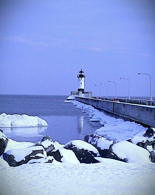 complete-my-joy: North Pier Lighthouse- Lake Superior ¦ Duluth, MN