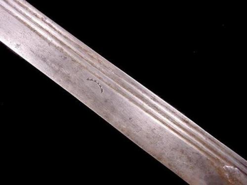 19th Century Indian TulwarThis large Indian Tulwar Shamshir Sword dates from the early to mid 19th C
