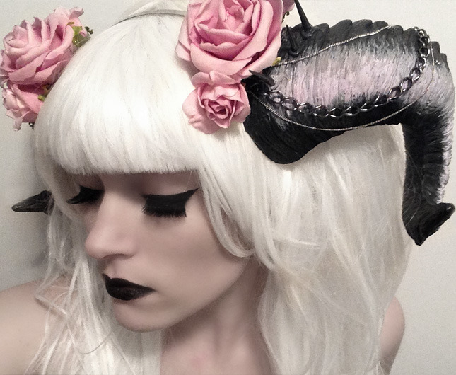 tahlulakuma:  dear whomever deleted the link; can you not. this is the beautiful