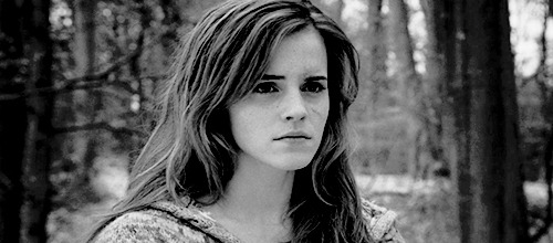 magicfolk:  Happy Birthday Hermione Jean Granger (19 September, 1979) 