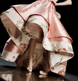 vlada-sasha-natasha:  Dior Couture 2008