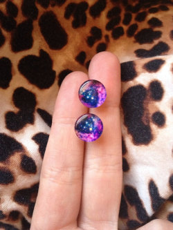 Kin-Life-Fashion:  Galaxy/Space/Nebula/Starkin Accessories~ Galaxy Stud Earrings: