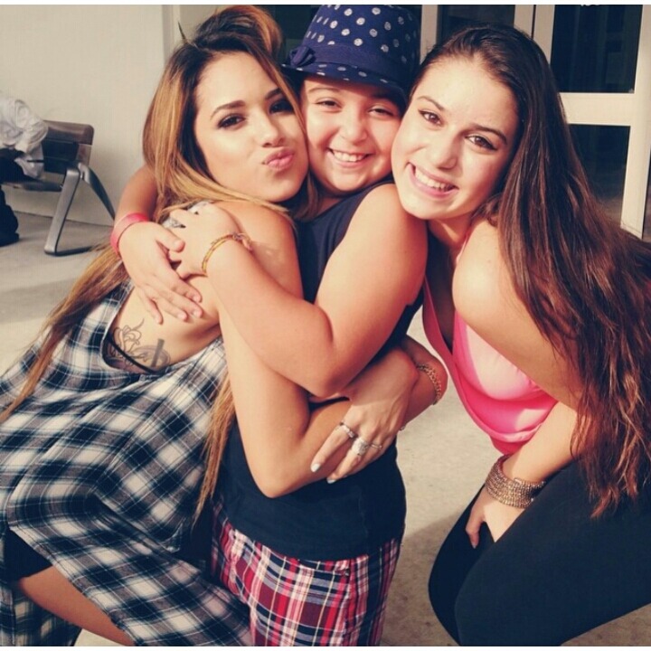 mizzjasminevillegasnewz:  Jasmine v with more fans