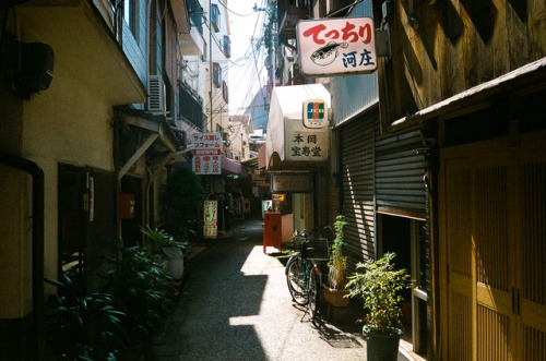 yasu19-67:Lomography color negative 800／鶴橋商店街