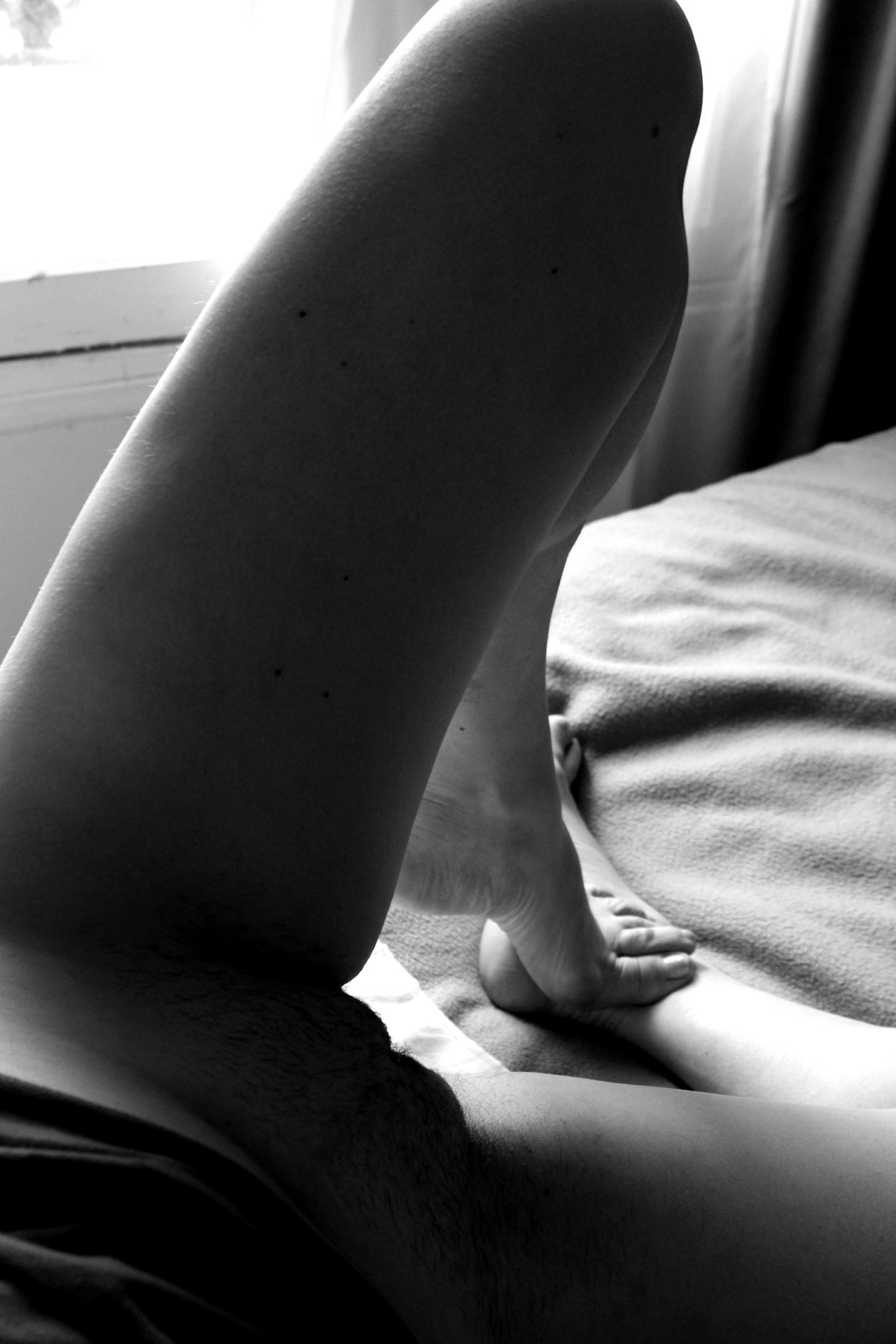 beingmemm:just wake up and feelll…no plans no …nothing :)