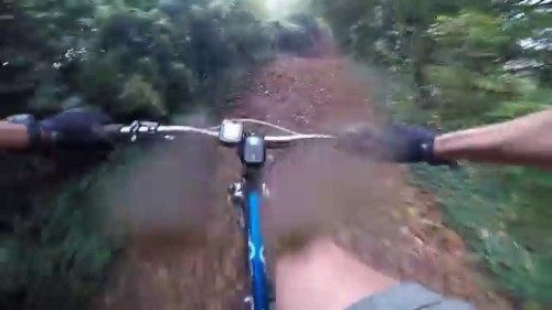 talkmtb: Barbed Wire Climb: dlvr.it/ChCgf7