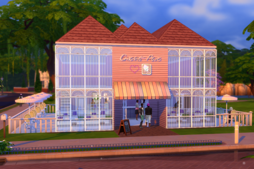 I’m trying to build a bakery (and testing the new neon signs). It’s stupid that my sims have to talk