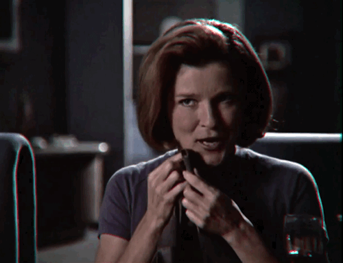 leisylaura: Captain Sexy Pants (2/∞) #JCJune Day 8: Janeway or Chakotay? Janeway