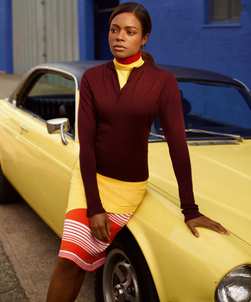 flawlessbeautyqueens:Naomie Harris photographed by Thomas Whiteside