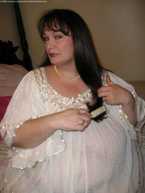 heavyssbbw:  http://bit.ly/1rBdKAb