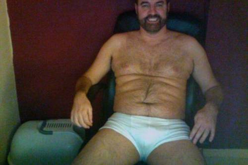 bruceybearonline:  Me in varying degrees of undress