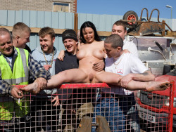nakednorth69:  The crew loves it when she