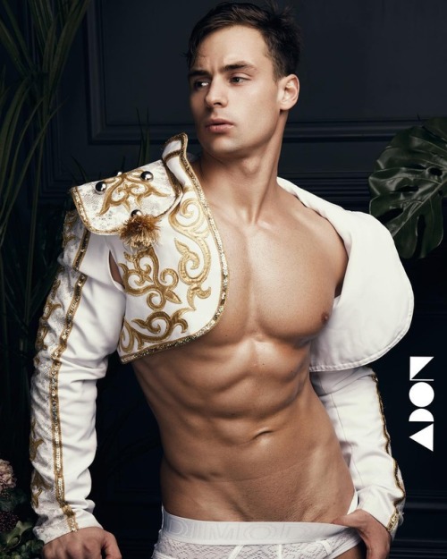adon-magazine:  @vladimir09omot 💥👊🏼😜 #adonmagazine web exclusive by @stas_vokman - click: www.adonmagazine.com 🙌🏼 @royfire7 @peertal 🔥😉👍🏼