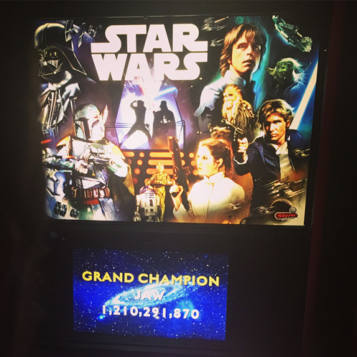 Pinball #wizard @remiroyale hits a GRAND CHAMPION #score on our beloved @sternpinball @starwars tabl
