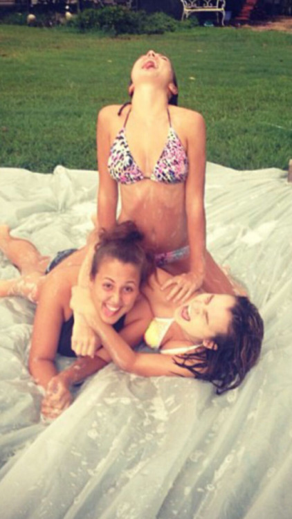 shoutouts-world: @ambergirlfl More pictures of Amber