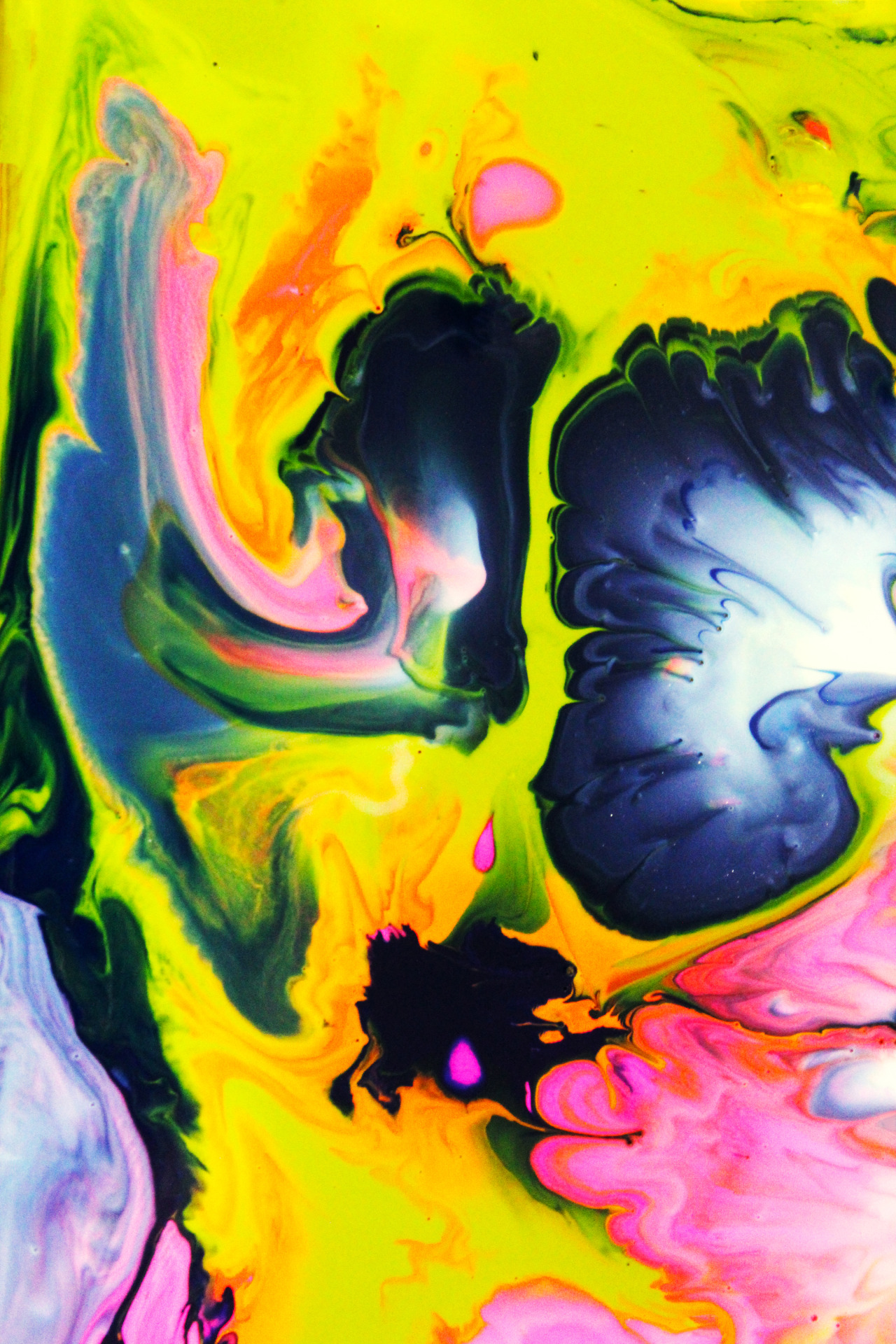 kimseyprice:  Chaser | Kimsey Price | Mixed Media | 2014 