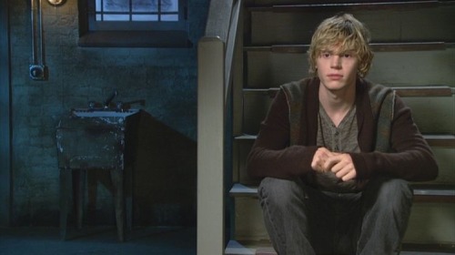 Happy Belated Birthday To Evan Peters!