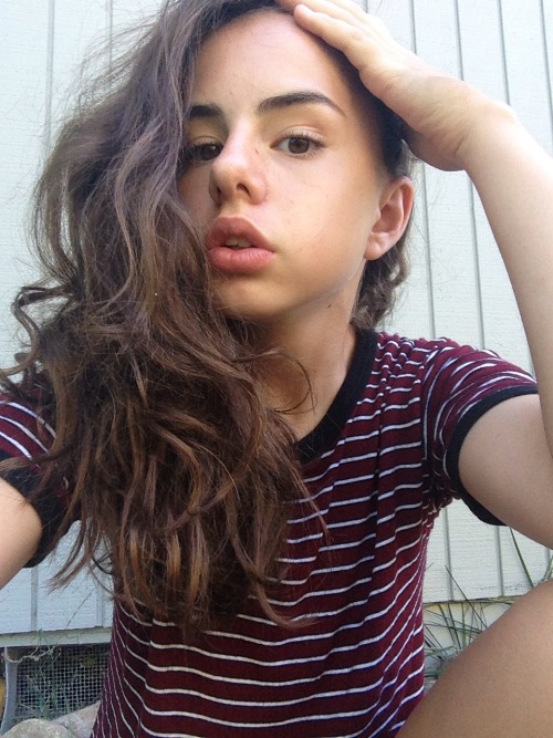 sluttygirl97:  this is my 4 soccer practices in a row hair  You are so sexy girl