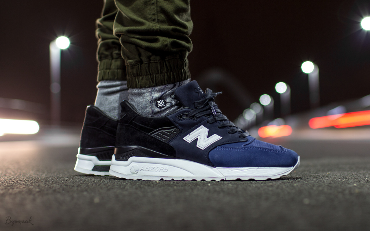 new balance city never sleeps