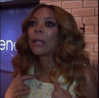 livelegatolagrange: str8s:   that one loud girl in middle school every gay comes across: are you gay my gay ass: m..,me?   Me inside:  