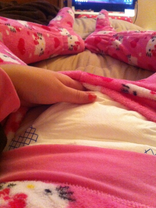 shydiaper2: thepetitepaddler:  Touching yourself without permission is gonna get you in trouble with