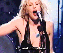 fetalchild:  Hole performing ‘Celebrity Skin’ live at MTV Awards, 1998. 