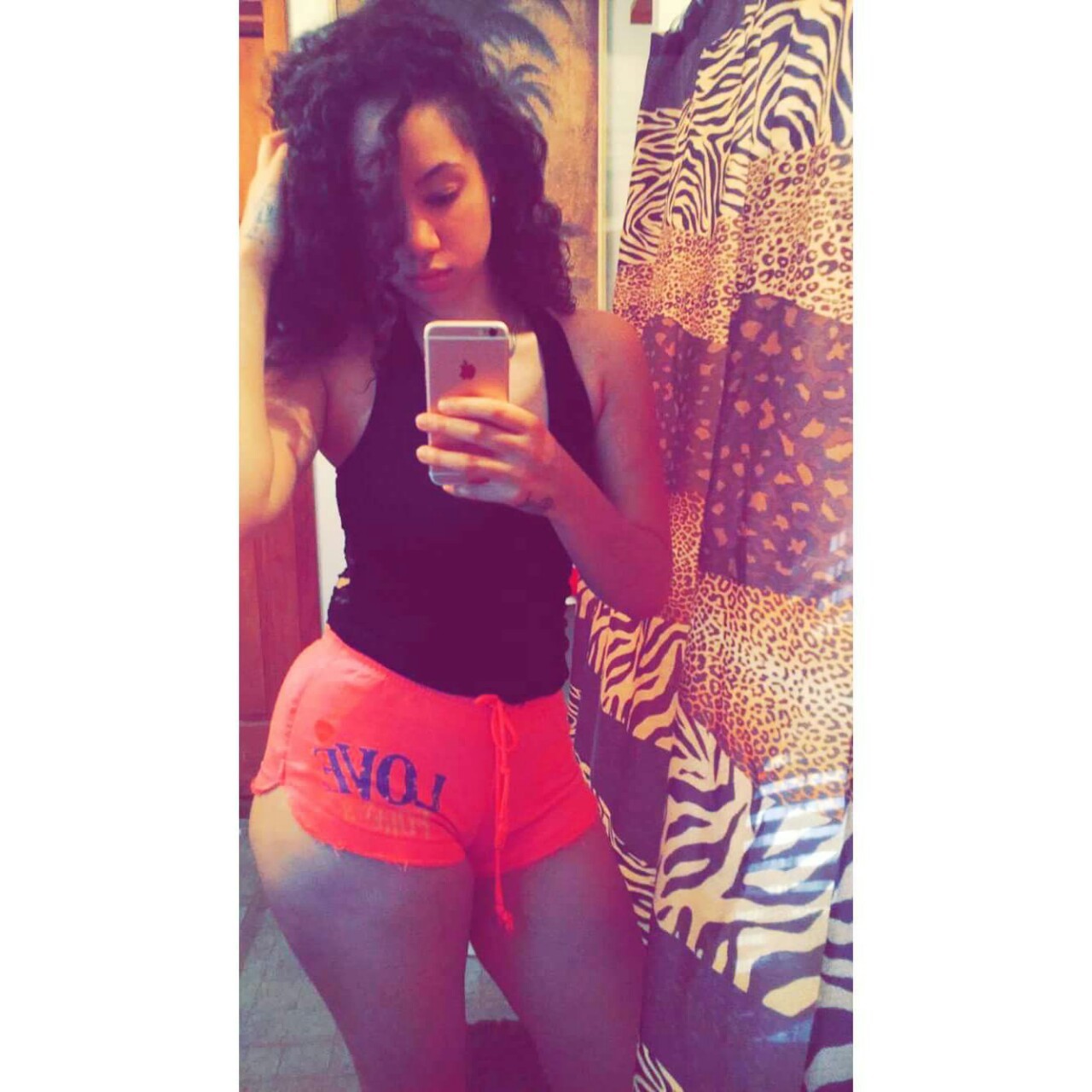 calcutty:  Beauty is her name 🍑😍😍