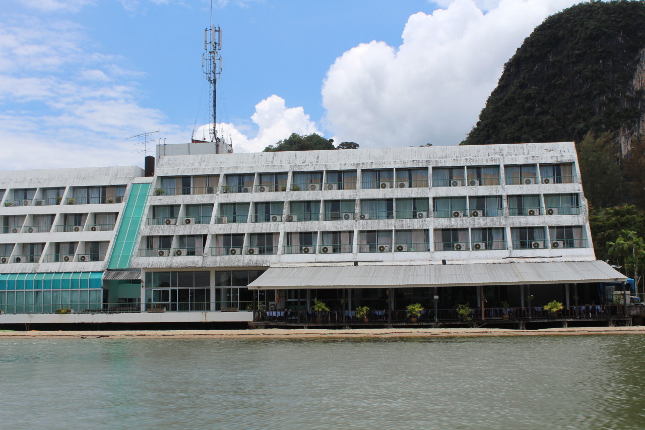 Phang-nga Bay Resort.