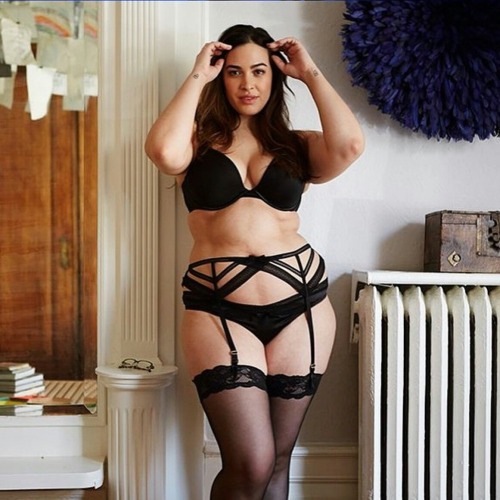 beyond-the-curve:  Christina Andrew for refinery29 & lanebryant 