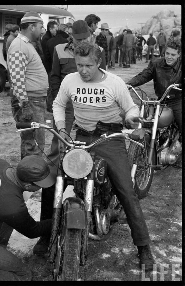 thefashionanthropologist:
“ A snapshot of North American men’s style and modernity in the 1950s from The Gentleman’s Topcoat: “Rough Riders”, photographed by George Silk in the Mohave Valley, documenting the National Motorcycle Race.
”